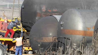 Цистерна с пропан-бутан се преобърна в Румъния, евакуираха над 500 души