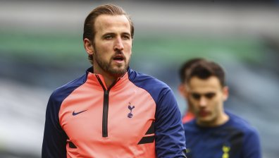 Глейзър вадят 90 млн. паунда за Кейн, за да укротят феновете на "Юнайтед"