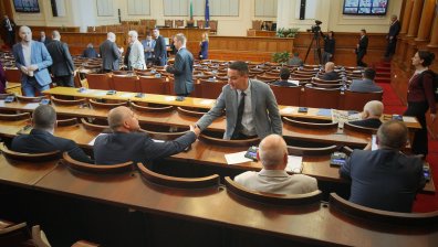Отцепниците от ИТН заеха местата си в НС като независими депутати
