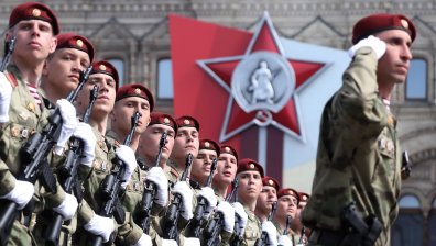 Редиците изтъняват - Кремъл търси 400 000 войници