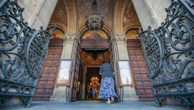 Болници и църковни храмове у нас отвориха врати за бежанците от Украйна