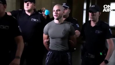 Съпругата на бит от прокурорския син: Полицаите си тръгват от адреса в 5 ч. и той излиза