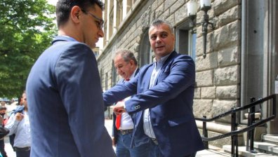 "Български патриоти" и ГЕРБ/СДС регистрираха софийските си листи