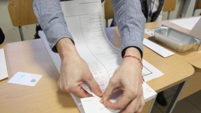 Започна изборният ден в чужбина