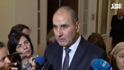 ГЕРБ подозира, че президентът готви своя партия