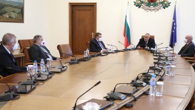 Обсъдиха масовото тестване и обезпечаването на болниците (ОБНОВЕНА)