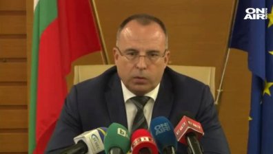 Земеделският министър Румен Порожанов подаде оставка, премиерът я прие