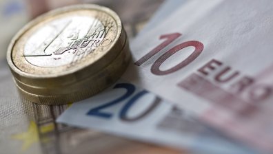 Пандемията тласка германците към все повече спестявания