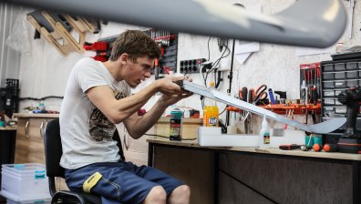 Украинските дронове унищожават танкове за милиони с чипове от Китай и с части от AliExpress