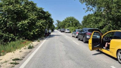 Тежка катастрофа с ТИР край Чомаковци, пострадало е и дете