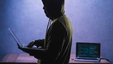 Хакери заплашват да публикуват личните данни на потребители на Pornhub