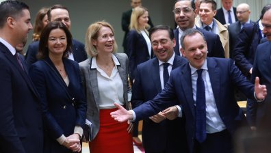 ЕС погва Грузия и налага нов пакет санкции срещу Русия