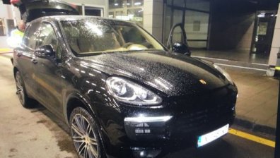 Задържаха двама на "Капитан Андреево", опитали да избягат с откраднато "Порше"