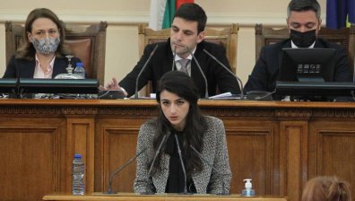 Още двама депутати от "Продължаваме промяна" напускат парламента
