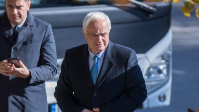 Атанас Запрянов: Заради абсурдни руски хибридни лъжи липсват военни в армията ни