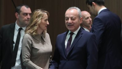 Донев: Ще опитаме да предоговорим Плана за възстановяване, но процесът е сложен