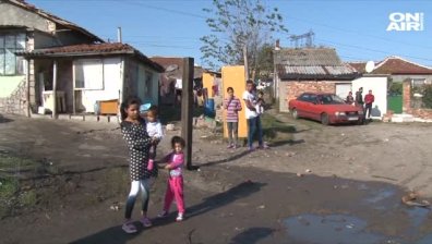 Шумен купон: Роми нападнаха полицаи в Гълъбово