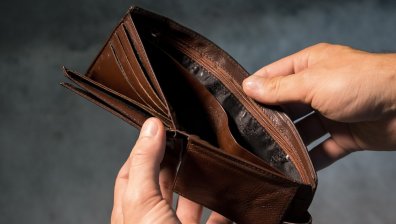 Българската икономика в момента: Цените – нагоре, помощите – във фризера