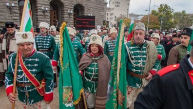 Връщат на "Традиция" иззетите антични оръжия, ако отговарят на изисквания