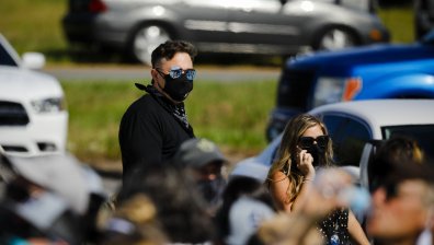 Мъск с интересни намерения спрямо придобиването на Twitter