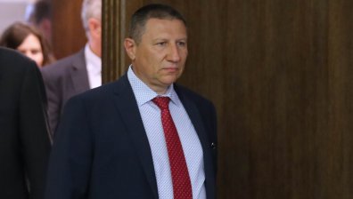Как се стигна до оставката на Сарафов? Дисциплинарното производство срещу него остава (ВИДЕО)