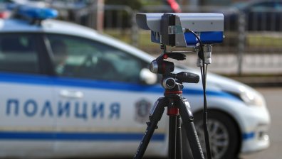 Младите шофьори ги е страх от опитните бързаци на пътя