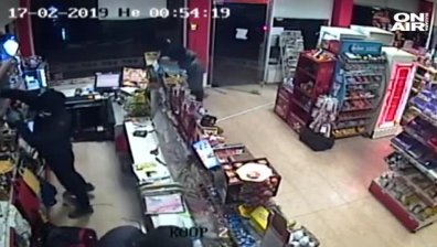 Четирима задигнаха монети, лотарийни билети и цигари от магазин в Криводол