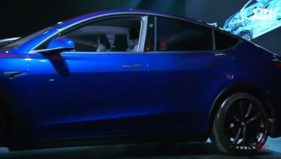 Автомобилите на Tesla поскъпват значително
