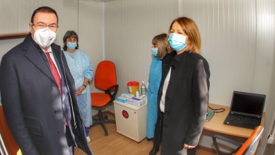 Министър Ангелов: Всеки ще може да направи информиран избор за ваксините