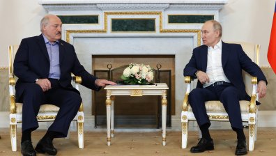 Лукашенко замина за Русия, ще разговаря с Путин по регионални въпроси