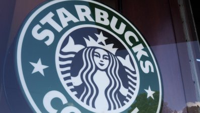 Starbucks затваря над половината си кафенета в Китай заради вируса