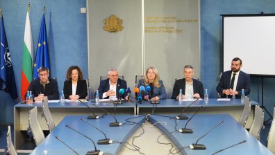 Няма загинали или пострадали българи при ескалацията в Близкия изток
