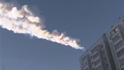 Метеорит падна в Русия, близо 1000 души са ранени (видео)