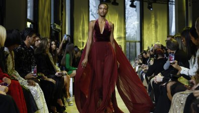 Почетоха Вивиан Уестууд по време на Парижката седмица на модата