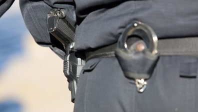 Хванаха мъж, облечен с полицейска униформа, да шофира пиян в София