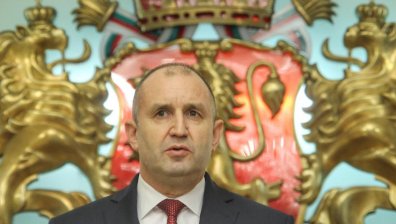 Служебното правителство на Радев официално встъпва в длъжност