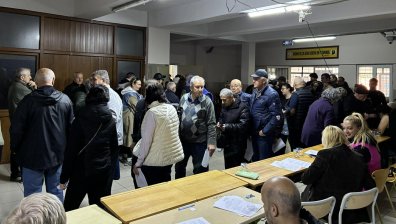 X извън полето и бюлетини с надпис "да": Как преминаха изборите в Турция (ВИДЕО)