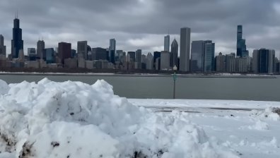 Зимна буря със сняг връхлетя САЩ, пътища се превърнаха в пързалки (ВИДЕО)
