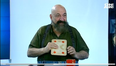 Астор: Важно е да усмихнеш хората