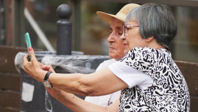 Близо милион пенсионери влизат в групата на бедните
