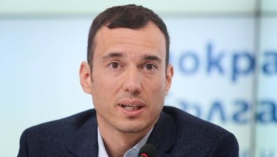 Васил Терзиев за СОС: Няма причина да бъда в залата, където словоблудстват над мен