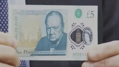 Пуснаха банкнота от 5 британски лири с лика на Уинстън Чърчил