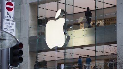 Apple злоупотребява с търговски клаузи, Франция я глоби с над 1 млн. евро