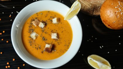 Рецепта за крем супа от червена леща и печени чушки