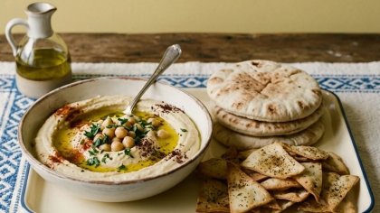 Рецепта за нахут със зеленчуци и таханов сос