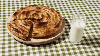 Мързелива баница без кори със сирене и кисело мляко
