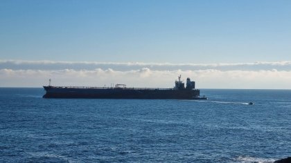 Започна операцията по извеждане на танкера Kairos край Ахтопол