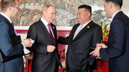 Русия и Украйна с нови удари, Путин и Ким Чен Ун укрепват съюза си