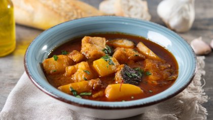 Рецепта за манастирска яхния с картофи и ориз