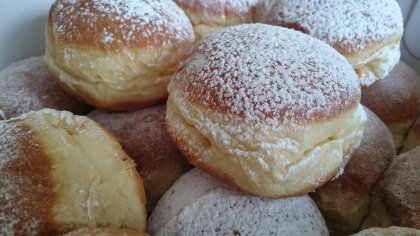 Рецепта за домашни сиренки с кисело мляко и сода